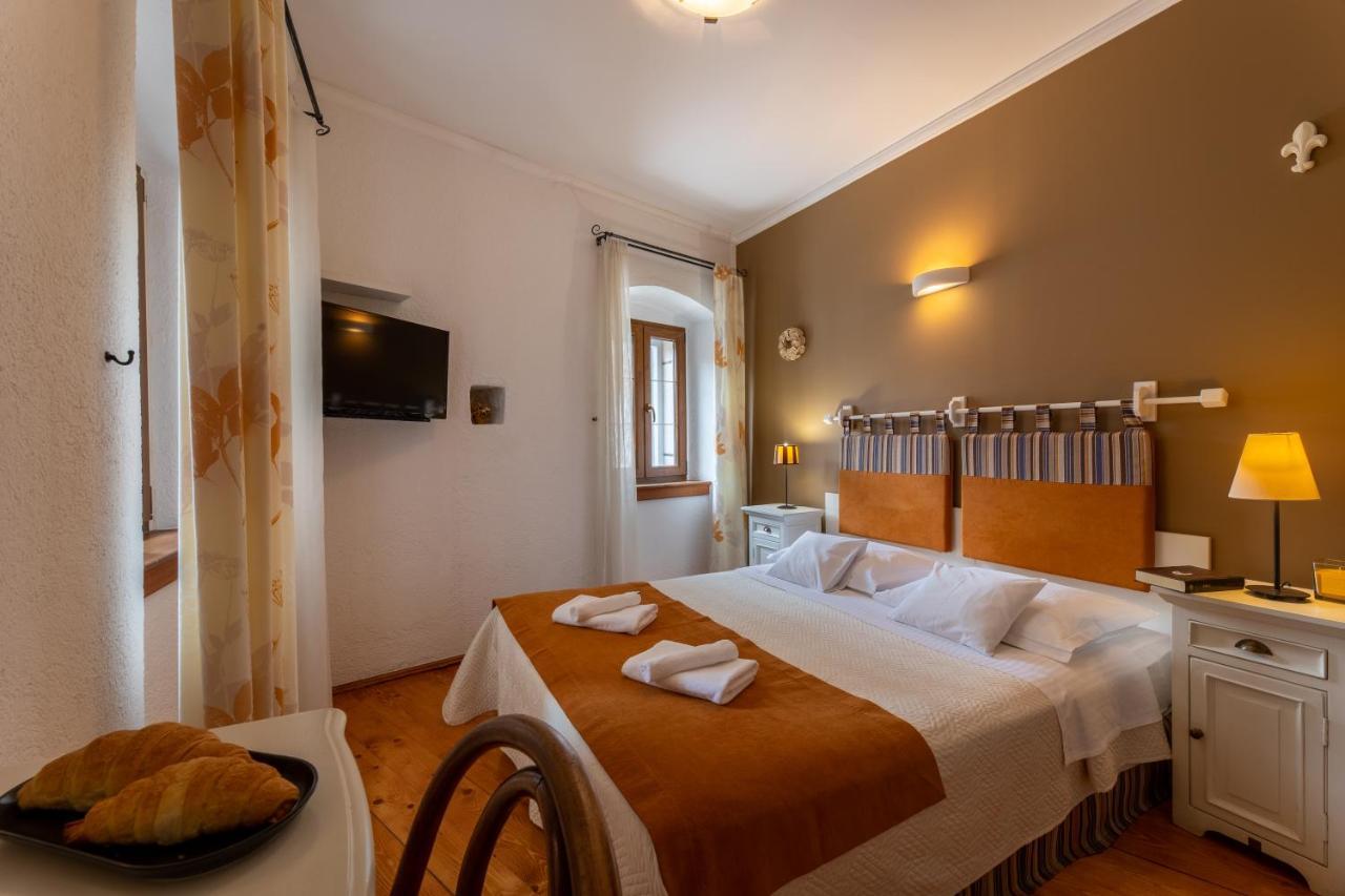 Vanjaka Bed And Breakfast Trogir Dış mekan fotoğraf