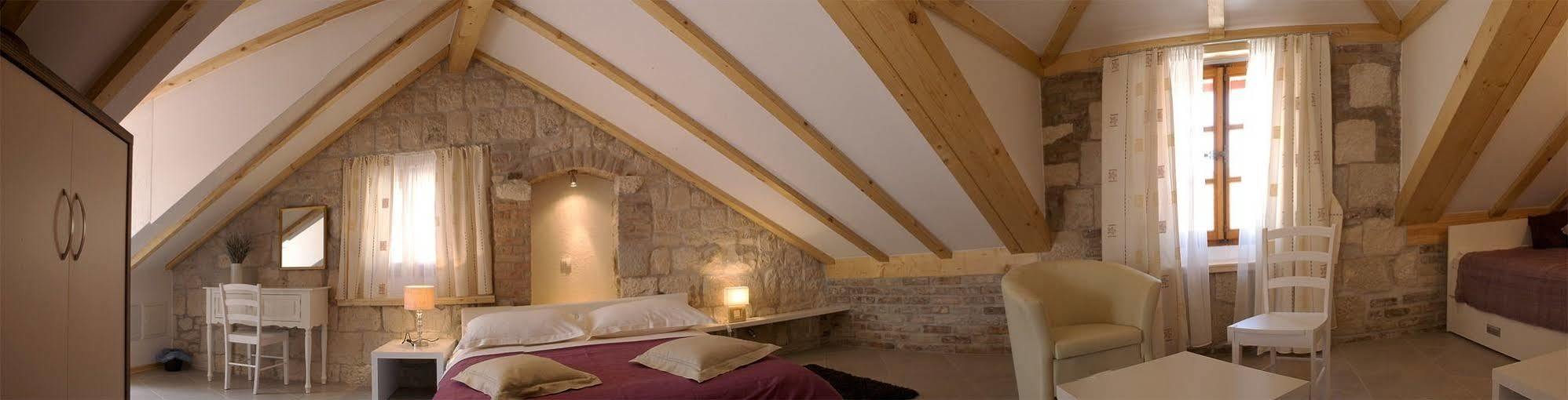 Vanjaka Bed And Breakfast Trogir Dış mekan fotoğraf